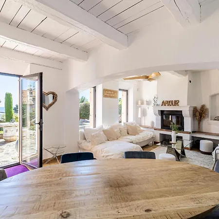 Flore - Panoramic Sea View By Halldis וילה *