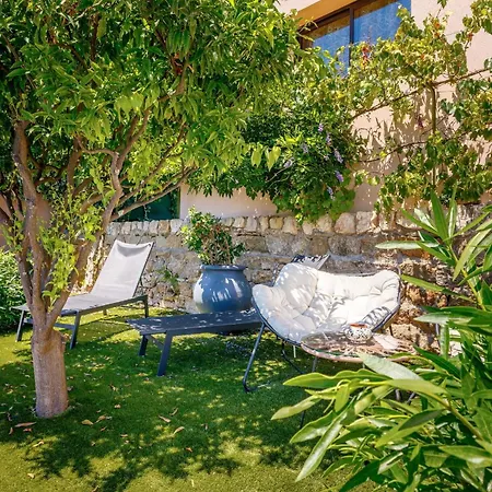 Villa Flore - Panoramic Sea View By Halldis Vallauris